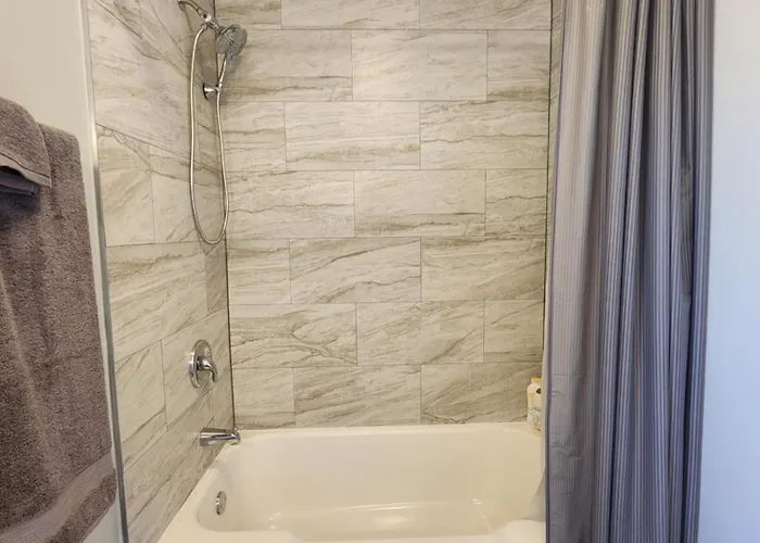 Luxury Getaway Willowbrook
